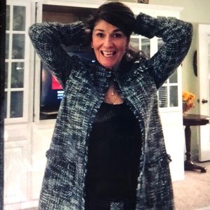 Meet your Posher, Donita